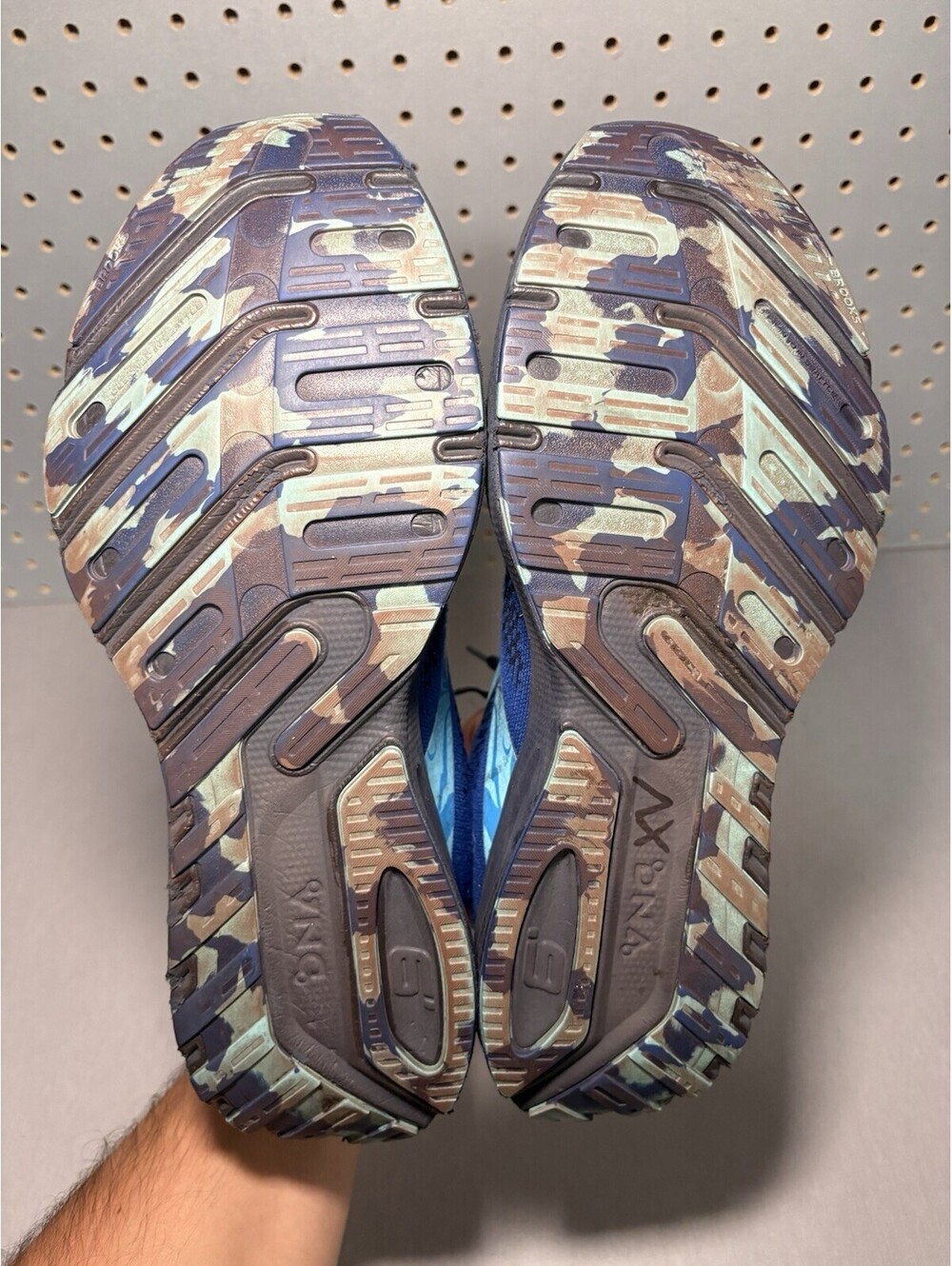 Brooks Launch 9 Running Shoes Mens 10 US Blue Bowl O' Cereal Trix 1103861D462 - Picture 6 of 15